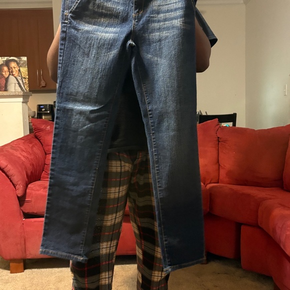 Flare jeans. - Picture 1 of 3